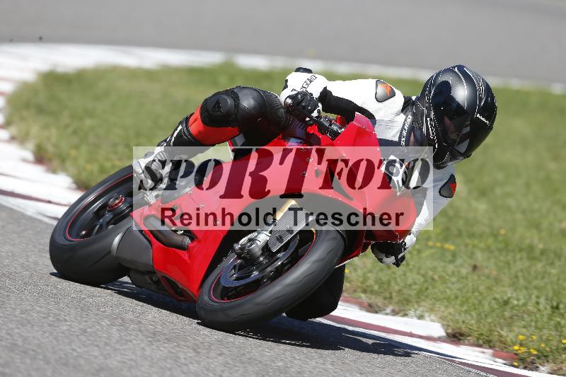 /Archiv-2025/48 25.08.2025 Cornu Master School ADR/rot-rouge/63